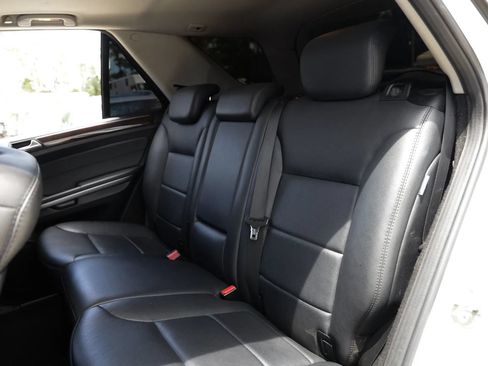 Used 2011 Mercedes-Benz ML 350 4MATIC image 19
