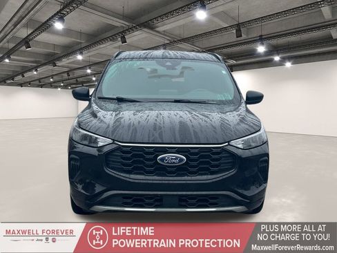 Used 2023 Ford Escape ST-Line image 18