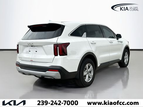 New 2026 Kia Sorento LX image 5