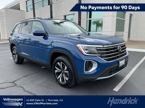 Used 2026 Volkswagen Atlas SE FWD image 1