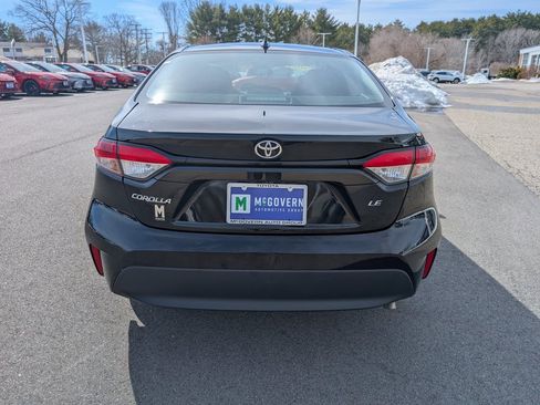 Used 2024 Toyota Corolla LE image 4