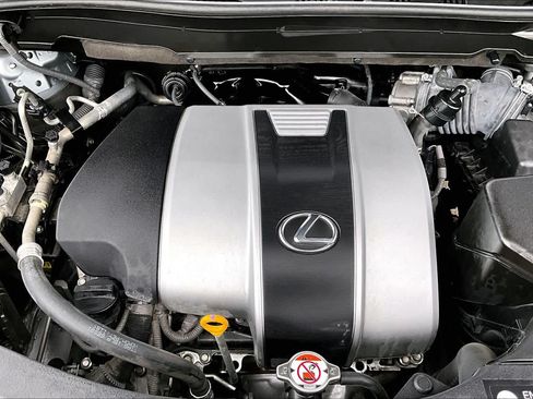 Used 2022 Lexus RX 350L FWD w/ Premium Package image 32