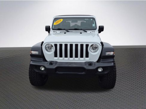Used 2018 Jeep Wrangler Unlimited Sport S AWD/4WD image 3