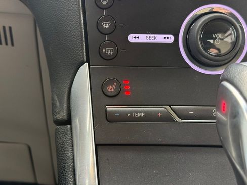 Used 2016 Ford Edge Titanium w/ Technology Package image 24