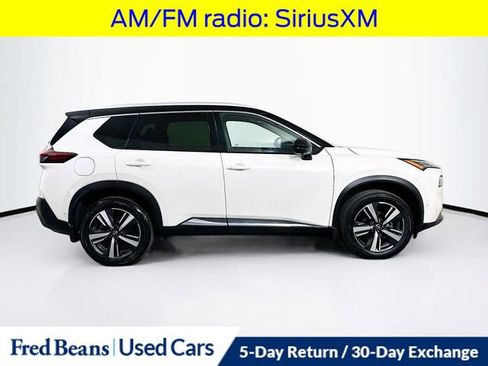 Used 2023 Nissan Rogue SL w/ SL Premium Package image 10