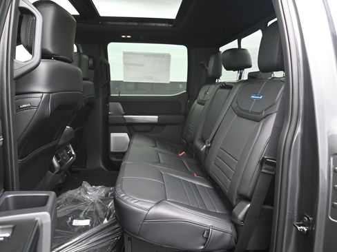 New 2026 Ford F450 Platinum image 2