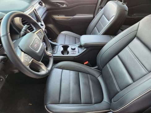 Certified 2023 GMC Acadia Denali w/ Denali Ultimate Package FWD image 8