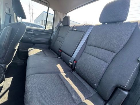 Used 2023 Honda Ridgeline Sport image 10