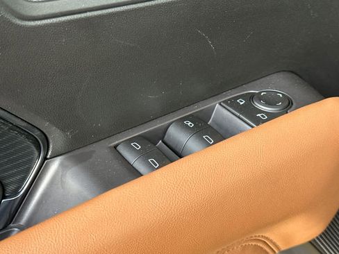 Used 2023 GMC Canyon AT4 w/ AT4 Premium Package image 13