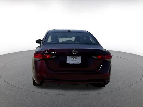 Used 2025 Nissan Sentra SV FWD image 11