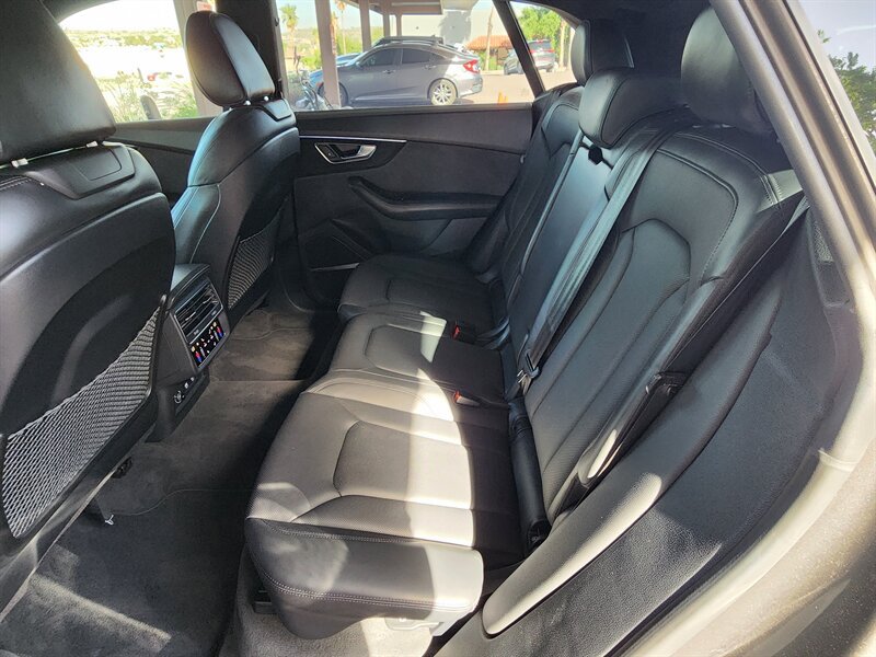 Used 2019 Audi Q8 Prestige w/ Luxury Package AWD/4WD image 90