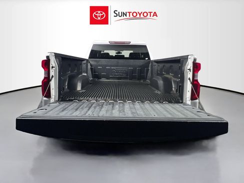 Used 2020 Chevrolet Silverado 1500 Custom w/ Custom Value Package RWD image 33