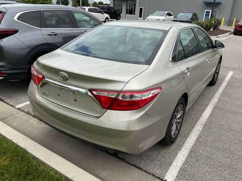 Used 2017 Toyota Camry LE FWD image 7