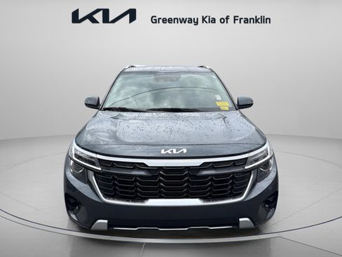 Used 2025 Kia Seltos S FWD image 2