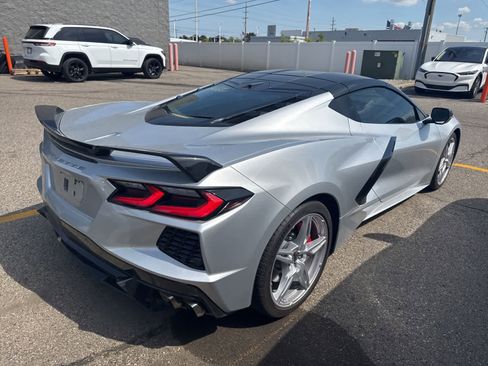 Used 2020 Chevrolet Corvette Stingray Preferred Cpe w/ 2LT Preferred Equipment Group RWD image 12
