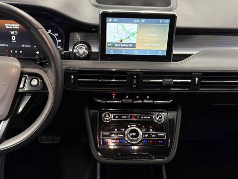 Used 2022 Lincoln Corsair AWD w/ Premium Package image 20