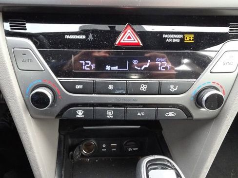 Used 2018 Hyundai Elantra Value Edition image 20
