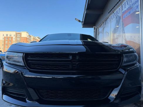 Used 2021 Dodge Charger SXT w/ Leather Interior Group image 8