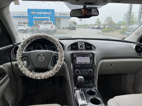 Used 2017 Buick Enclave Leather w/ Enclave Sport Touring Edition FWD image 8