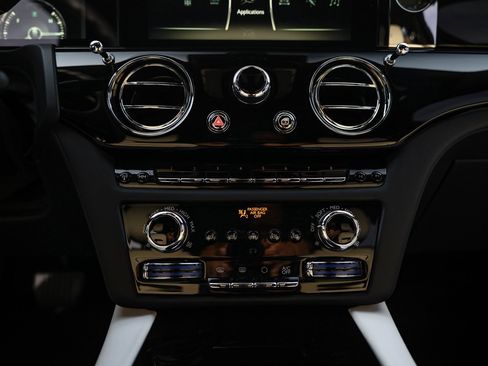 Certified 2022 Rolls-Royce Ghost image 38