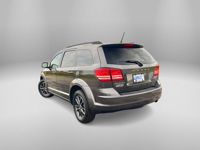 Used 2018 Dodge Journey SE w/ Blacktop Package