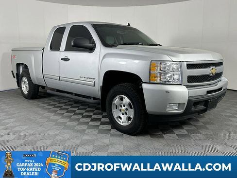 Used 2011 Chevrolet Silverado 1500 LT w/ All-Star Edition AWD/4WD image 1