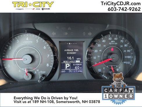 Used 2017 Toyota Sienna L image 20