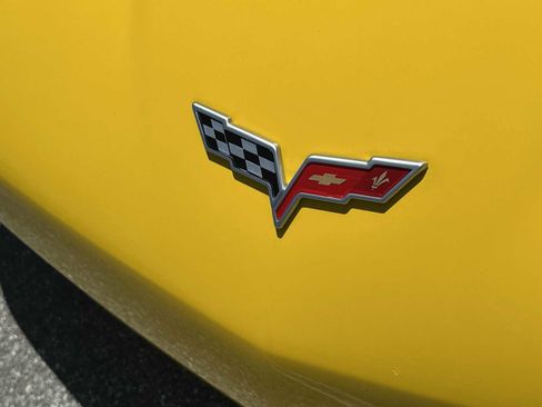 Used 2006 Chevrolet Corvette Convertible w/ Preferred Equipment Group RWD image 10