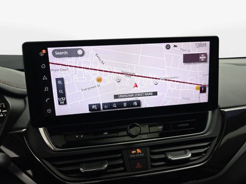 Used 2024 Nissan Altima 2.5 SR w/ SR Premium Package FWD image 19
