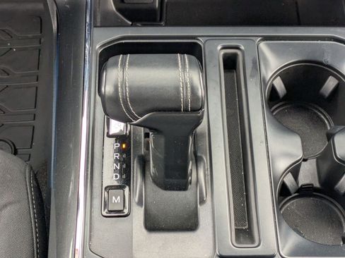 Used 2022 Ford F150 XLT w/ XLT Black Appearance Package image 31