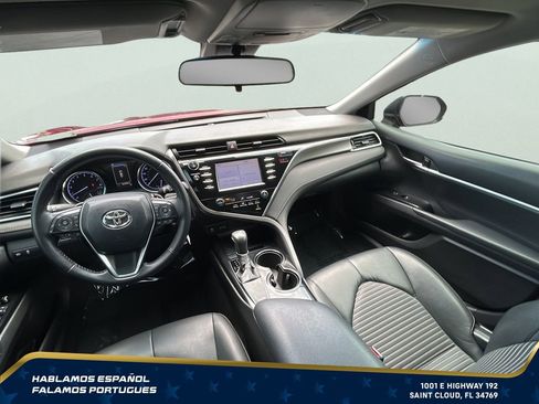 Used 2018 Toyota Camry SE FWD image 26