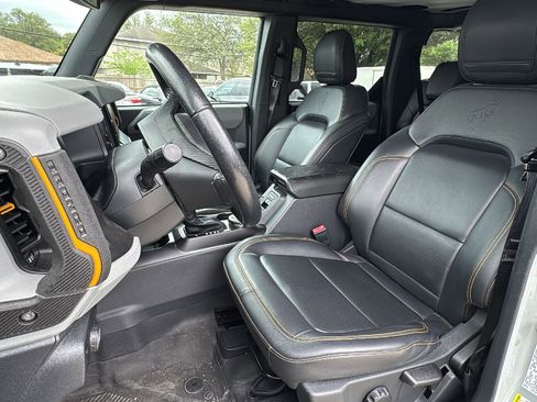 Used 2022 Ford Bronco Badlands AWD/4WD image 14
