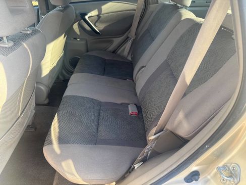 Used 2002 Toyota RAV4 4WD w/ Quick-Order Pkg image 12