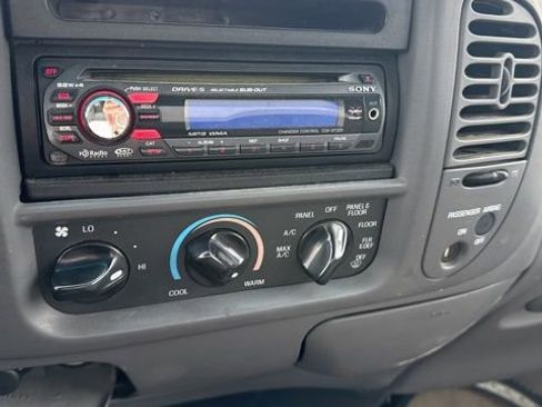 Used 2000 Ford F150 XL image 20