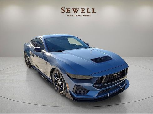 Used 2024 Ford Mustang GT Premium w/ GT Performance Package image 7