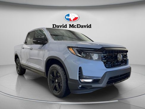 New 2026 Honda Ridgeline Black Edition image 9