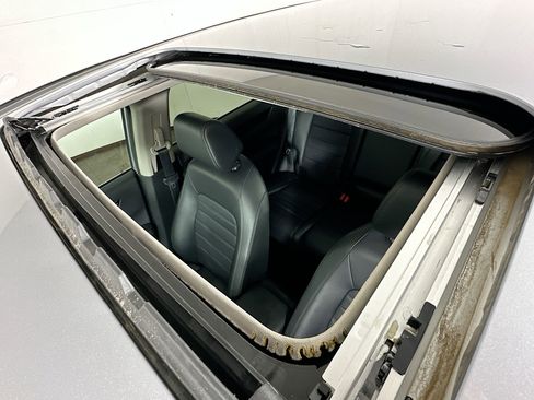 Used 2023 Honda CR-V EX-L image 20