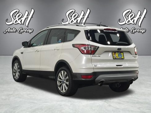 Used 2017 Ford Escape Titanium w/ Equipment Group 301A AWD/4WD image 22