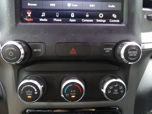 Used 2021 RAM 1500 Big Horn AWD/4WD image 24