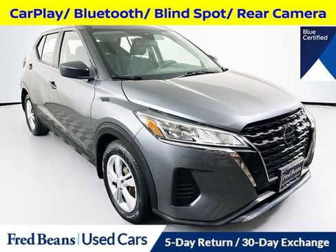 Used 2021 Nissan Kicks S image 1