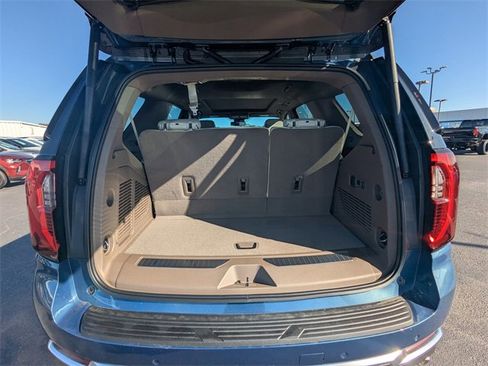 New 2026 GMC Yukon Denali w/ Sun & Power Step Package image 13