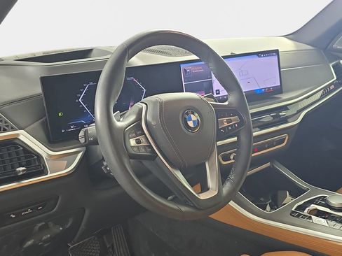 Certified 2024 BMW X5 xDrive40i w/ Premium Package AWD/4WD image 19