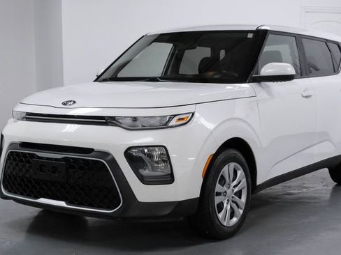 Used 2021 Kia Soul LX image 7