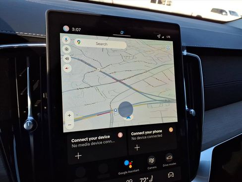 New 2026 Volvo XC90 T8 Plus w/ Protection Package Premier image 15