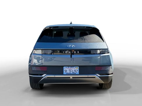 Certified 2024 Hyundai Ioniq 5 SE image 4