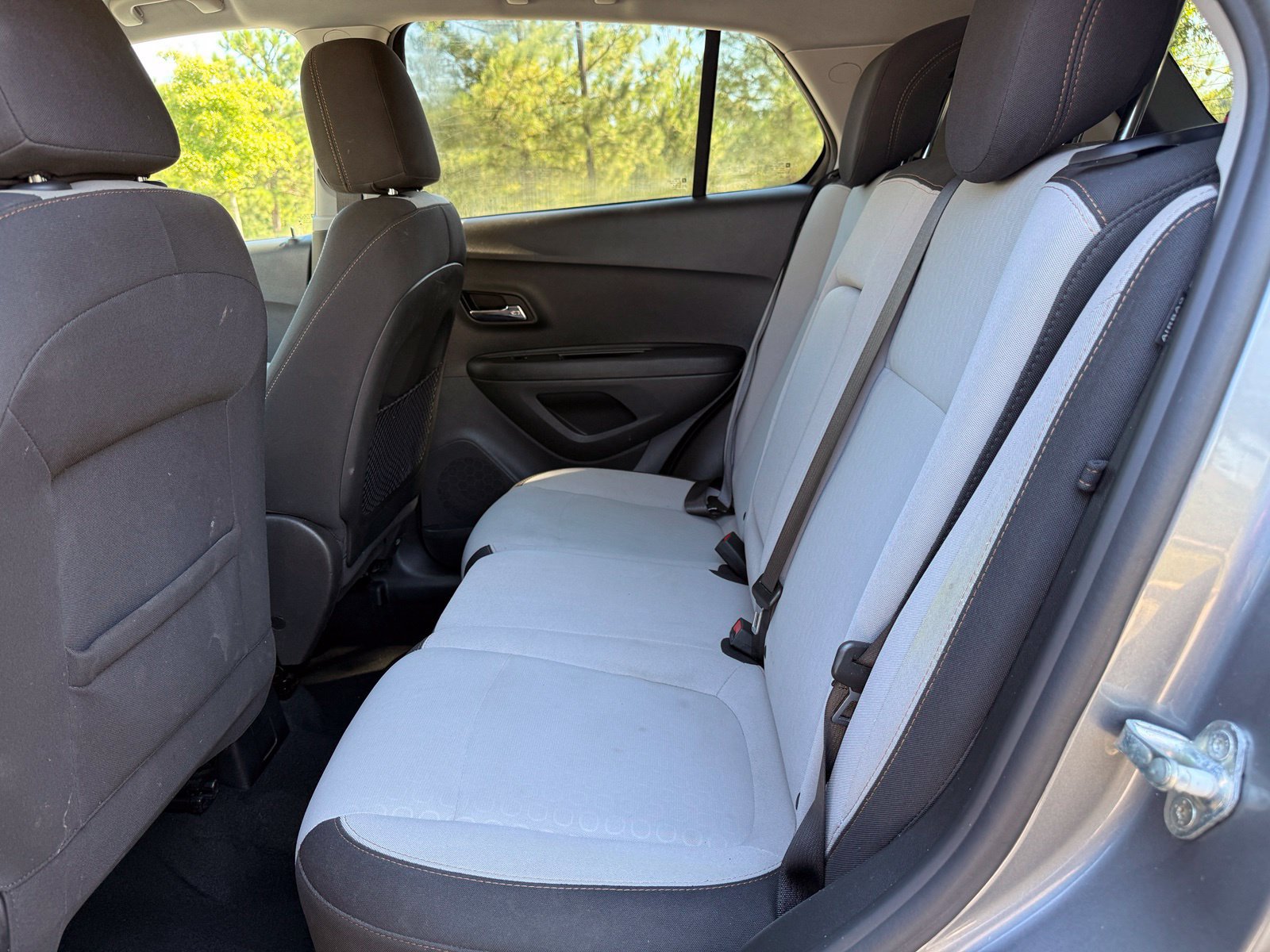 Used 2020 Chevrolet Trax LS w/ Tint and Cruise Package FWD image 34