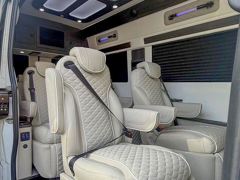 Used 2026 Mercedes-Benz Sprinter 2500 image 11