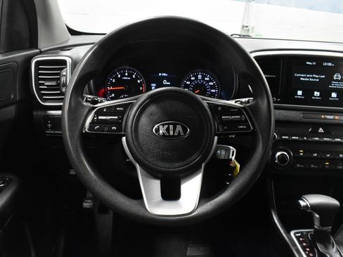 Used 2020 Kia Sportage LX AWD/4WD image 6
