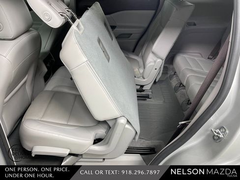 Used 2019 GMC Acadia SLT image 37