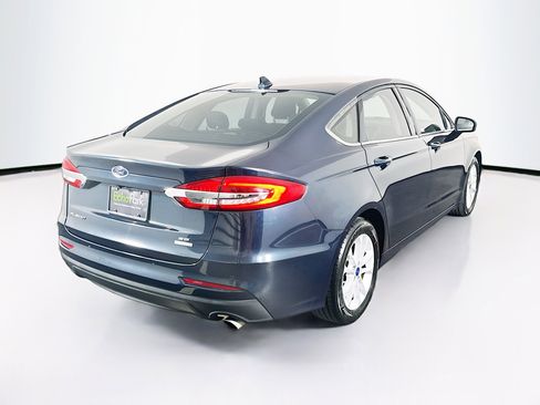 Used 2020 Ford Fusion SE FWD image 9